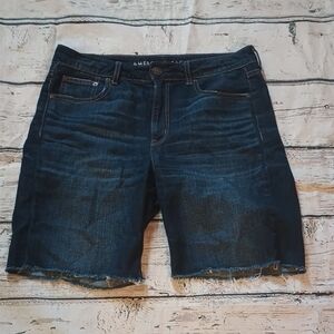 American Eagle Blue Dark Wash Raw Hem Tom Girl Bermuda Shorts 8